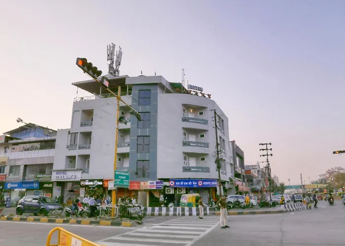 Hotel Galaxy Indore